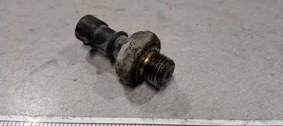 Opel Vectra B Oil pressure sensor 90507539
