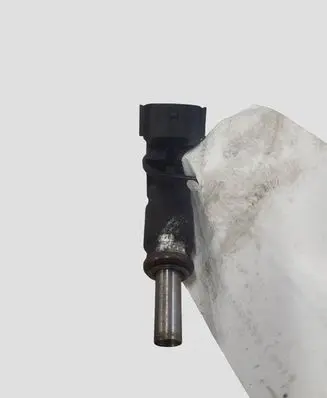 Peugeot 308 Fuel injector V75281768007