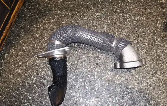 Opel Insignia A EGR valve line/pipe/hose