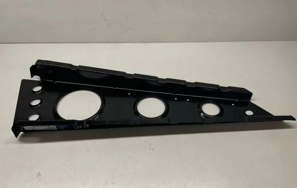 Mercedes-Benz Sprinter W906 Fender mounting bracket A9066370035 9066370035