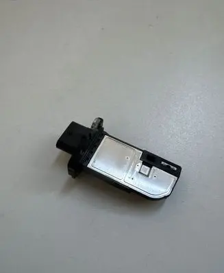 BMW 5 F10 F11 Mass air flow meter 10503811 7804150