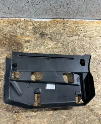 BMW X7 G07 Dashboard lower bottom trim panel 6846843 58450713