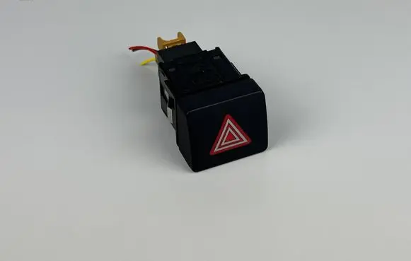 Audi A4 S4 B8 8K Hazard light switch 8W0941509A 12011811S
