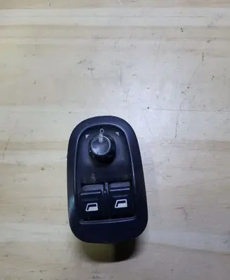 Peugeot 206 Electric window control switch 11530