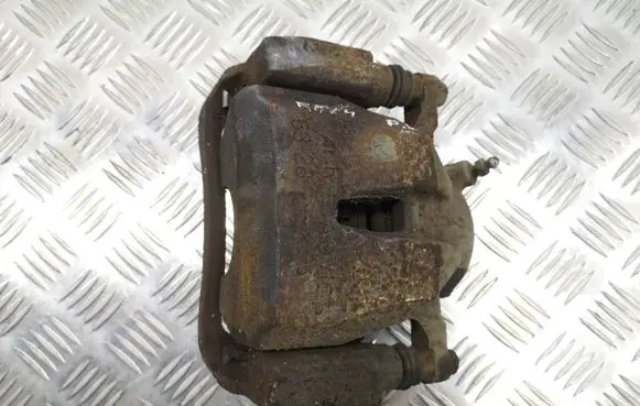 Toyota RAV 4 (XA30) Front brake caliper