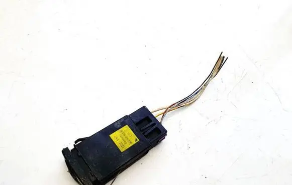 Audi A4 S4 B5 8D Windscreen/window heater switch 4d0941503b
