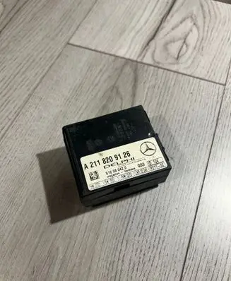 Mercedes-Benz CLK A209 C209 Alarm control unit/module A2118209126 510080420