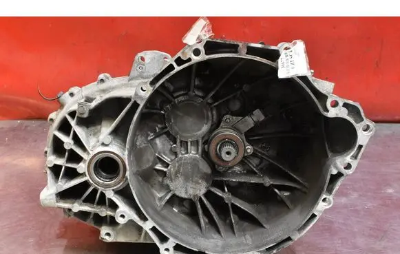 Manual 6 speed gearbox