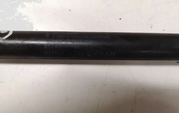 BMW 1 E81 E87 Tailgate/trunk strut/damper 51247060622 5754UY