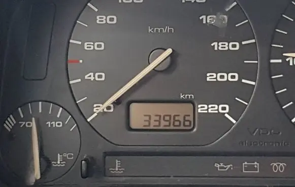 Volkswagen Golf III Speedometer (instrument cluster)