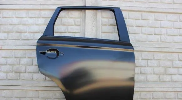 Rear door