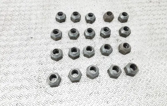 Nissan Murano Z50 Nuts/bolts 