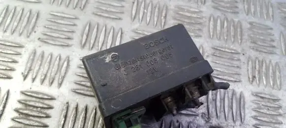 Peugeot 406 Glow plug pre-heat relay 0281003005