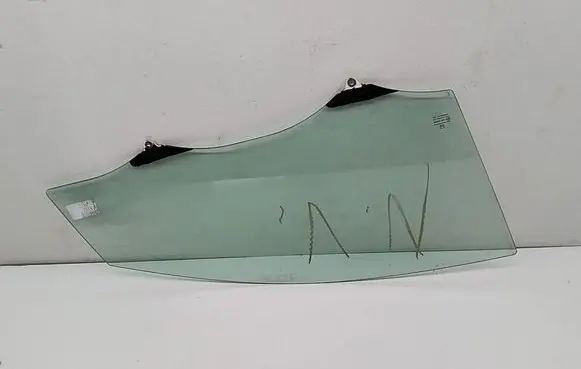 Honda CR-V Front door window glass four-door 73300SWYG00