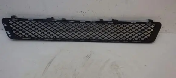 Mercedes-Benz E W212 Front bumper lower grill A2128850523