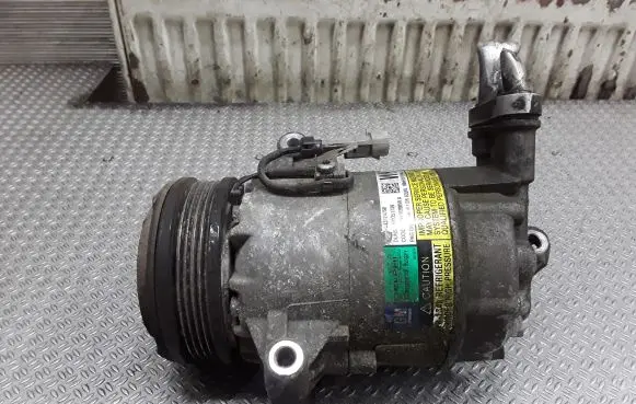 Opel Meriva A Air conditioning (A/C) compressor (pump) 13124750