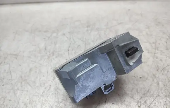 Steering wheel lock