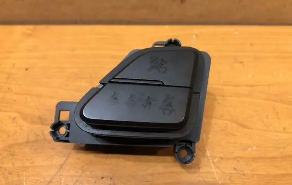Hyundai i30 Seat belt warning relay 
