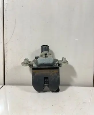 Skoda Octavia Mk2 (1Z) Tailgate/trunk/boot lock/catch/latch 1z5827501d