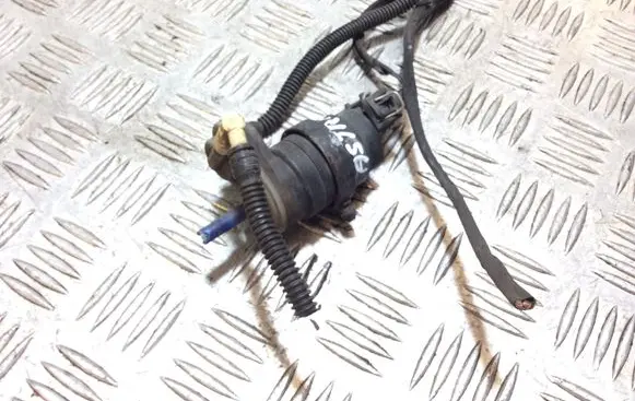 Opel Astra H Windscreen/windshield washer pump 24439254