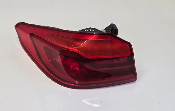 BMW 5 G30 G31 Rear/tail lights 7376463