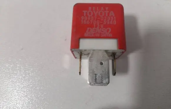Toyota Yaris XP210 Other relay 9098702031