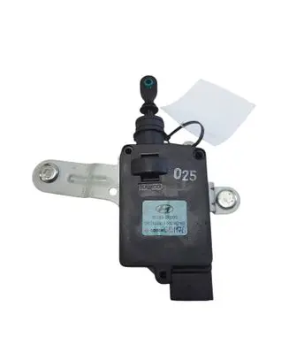 Hyundai Santa Fe Tailgate boot lock/latch motor 957502B000