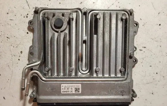 BMW 7 G11 G12 Engine control unit/module 0261S16442 8671557 030046078