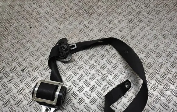 Mini Cooper Countryman R60 Front seatbelt 617059700B 111123