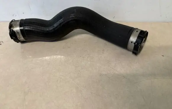 BMW 4 F36 Gran coupe Intercooler hose/pipe 8513851
