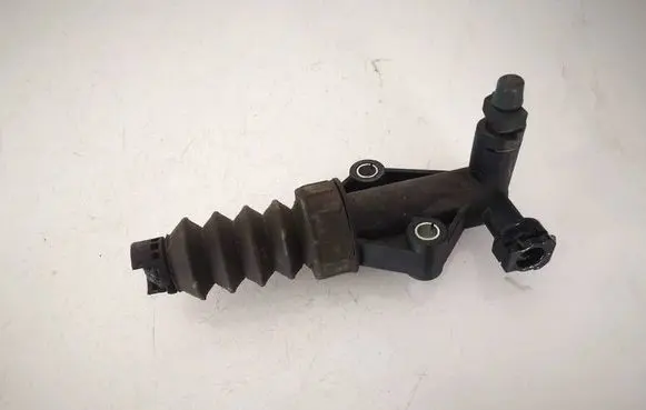 Fiat Tipo Clutch master cylinder 55232744