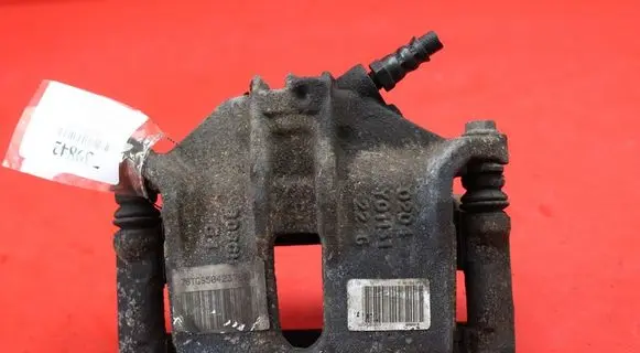 Peugeot 208 Front brake caliper 9805497680
