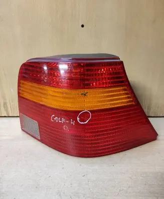 Volkswagen Golf IV Rear/tail lights 1J6945096AA 7740999