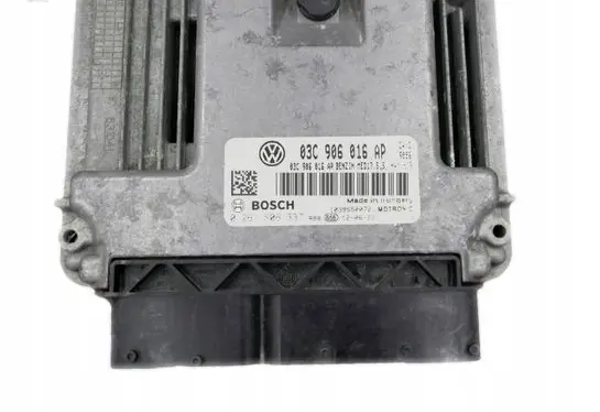 Seat Leon (1P) Engine control unit/module 03C906016AP