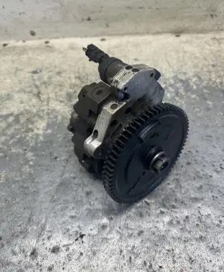Opel Movano A Fuel injection high pressure pump 0445010033 8200170377