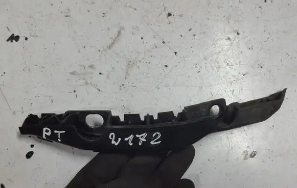 Mercedes-Benz SLK R172 Front bumper mounting bracket