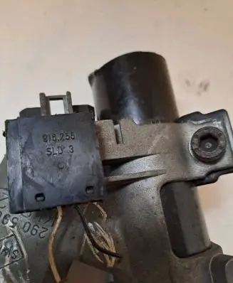 Volkswagen PASSAT B3 Ignition lock 357905851 VWLK101