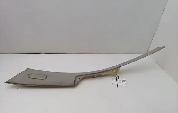 (D)pillar trim (top)