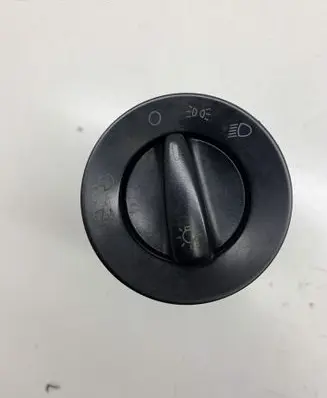 Volkswagen PASSAT B5.5 Light switch 1C0941531A