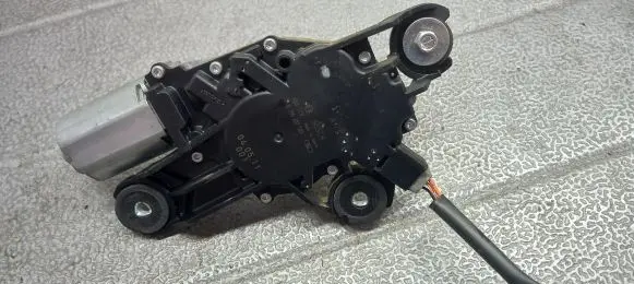 Mazda 3 I Rear window wiper motor