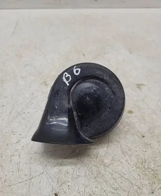 Volkswagen PASSAT B6 Horn signal