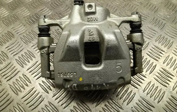 Lexus LBX Front brake caliper L89764