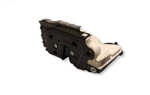 Skoda Octavia Mk3 (5E) Rear door lock 5E0839015A