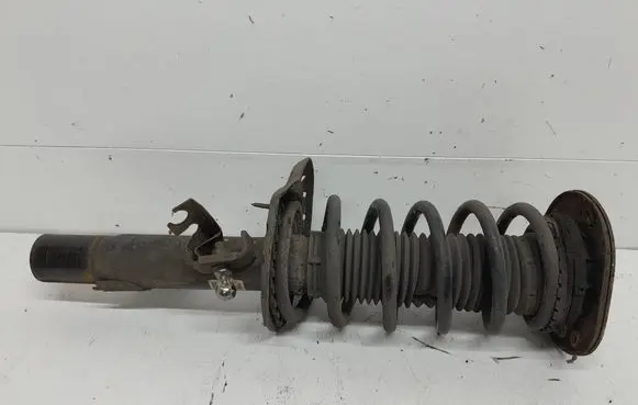Volvo V60 Front shock absorber with coil spring 31277976