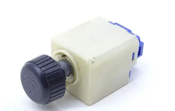 Toyota MR2 (W20) II Fog light switch 