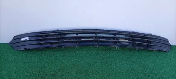 Opel Corsa C Front bumper lower grill 09116132