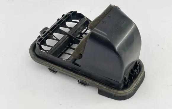 Audi A6 S6 C7 4G Quarter panel pressure vent 4G5819161A