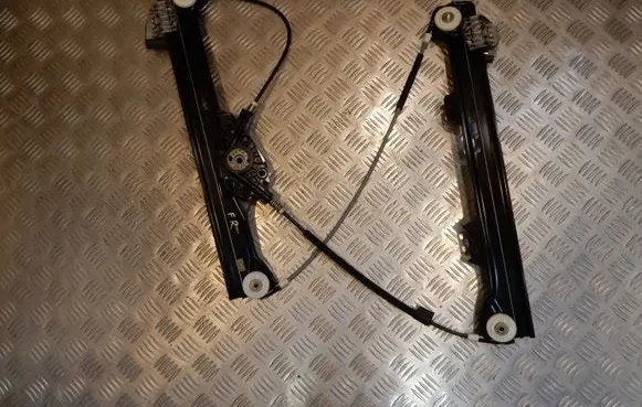 BMW 5 E60 E61 Front window lifting mechanism without motor 7075668E 3874