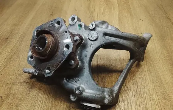 Porsche Macan (95B) Rear wheel hub 8R0505436C