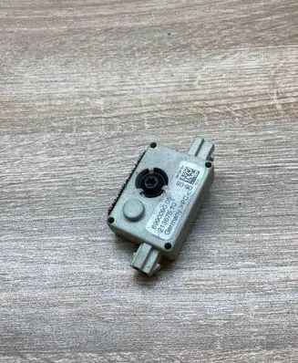 BMW X3 E83 Aerial antenna amplifier 6990090 213675